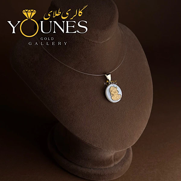 آویز طلا حکاکی سنگ صدف خرس کوچک